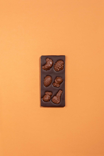 Tablette de pâques et fritures fourrées